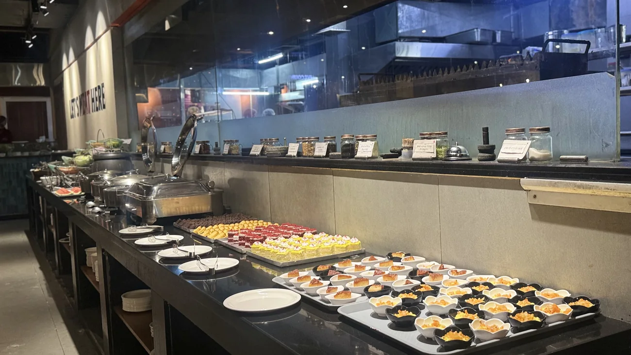 Live kitchen and buffet counter at Food on Fire BBQ, Hanamkonda, Warangal